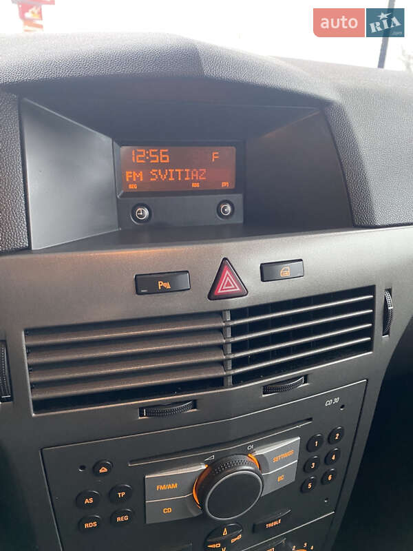 Универсал Opel Astra 2006 в Ровно фото 31 Универсал Opel Astra 2006 в Ровно