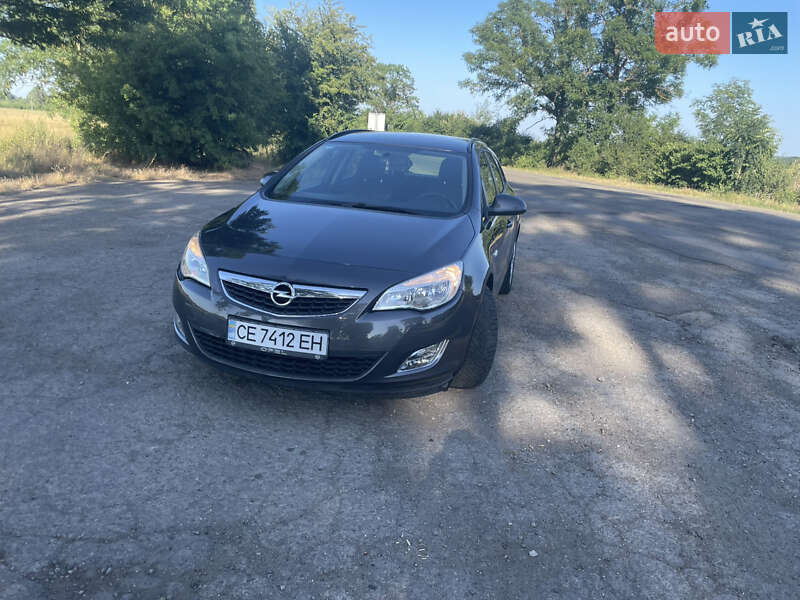 Универсал Opel Astra 2011 в Банилове фото 5 Универсал Opel Astra 2011 в Банилове