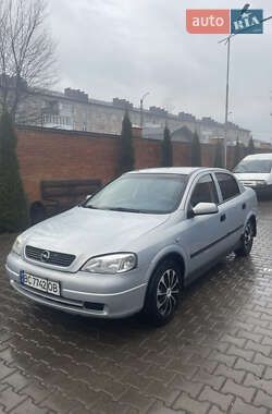 Седан Opel Astra 2004 в Коломиї