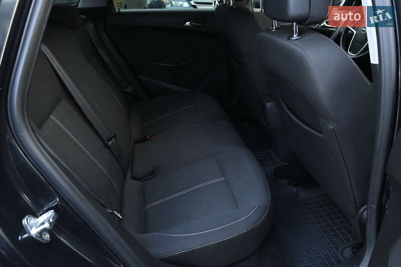 Универсал Opel Astra 2014 в Бердичеве фото 27 Универсал Opel Astra 2014 в Бердичеве