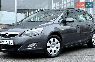 Универсал Opel Astra 2012 в Запорожье