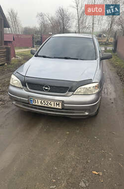 Седан Opel Astra 2007 в Нових Санжарах