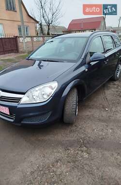 Універсал Opel Astra 2009 в Чорнобаї