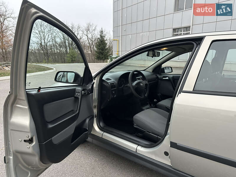 Седан Opel Astra 2008 в Червоному Донце фото 9 Седан Opel Astra 2008 в Червоному Донце