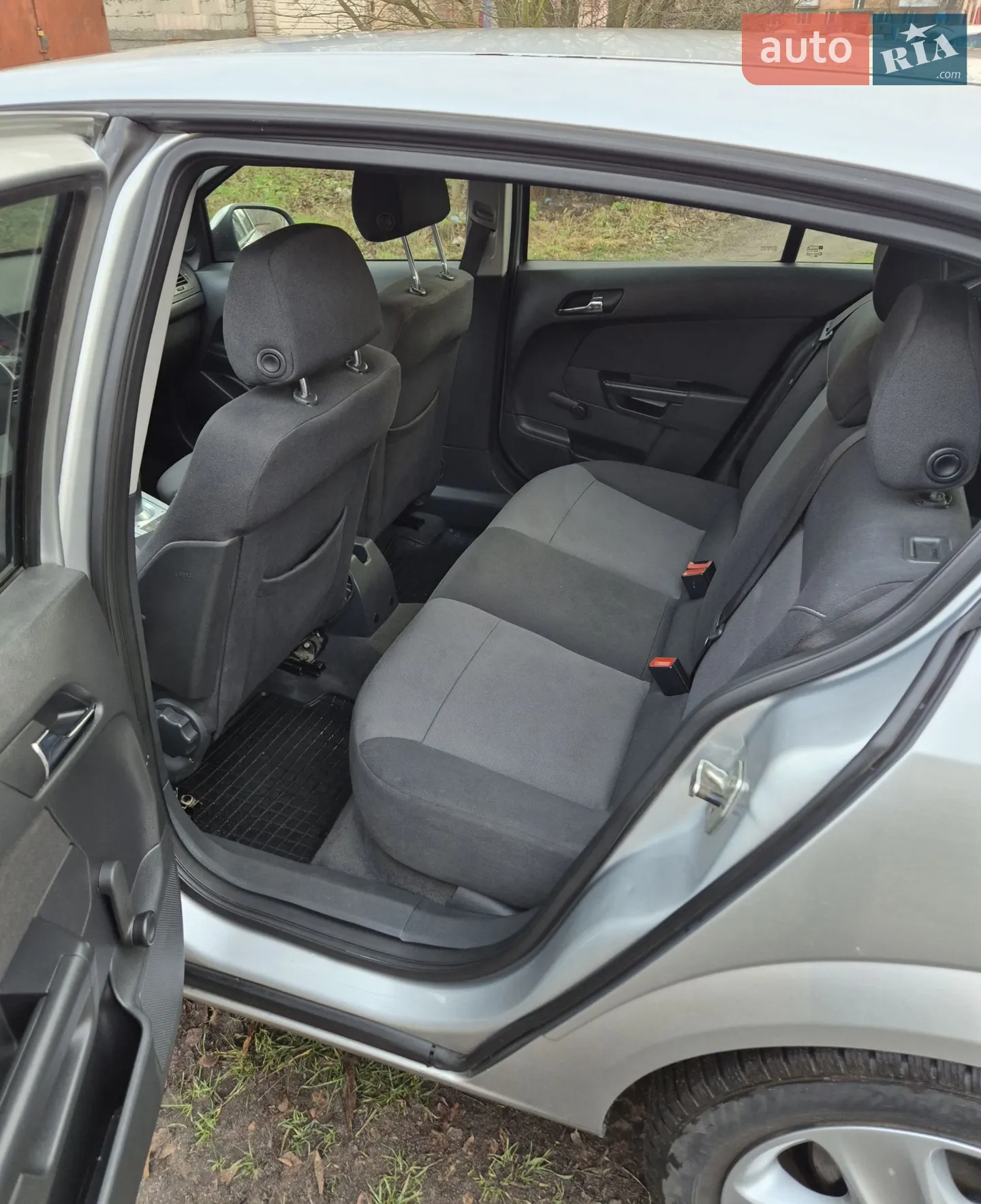 2011 Opel Astra - мініатюра 15