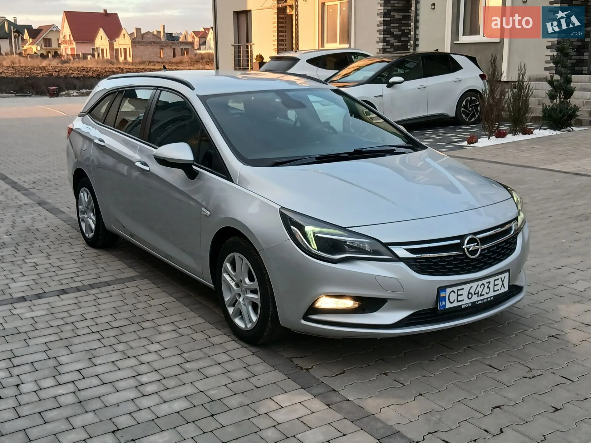 2016 Opel Astra - фото 1
