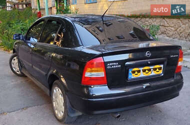 Седан Opel Astra 2008 в Житомирі