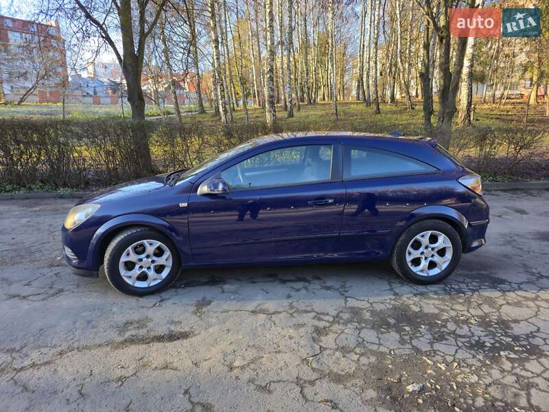 Хэтчбек Opel Astra 2008 в Львове