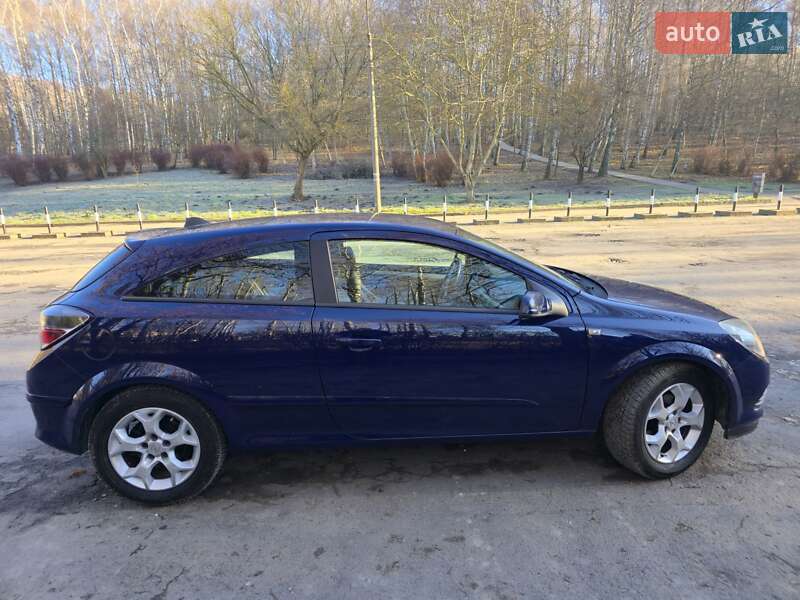 Хэтчбек Opel Astra 2008 в Львове