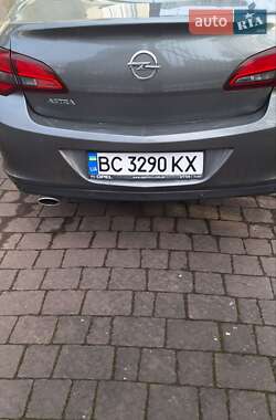 Седан Opel Astra 2020 в Львові
