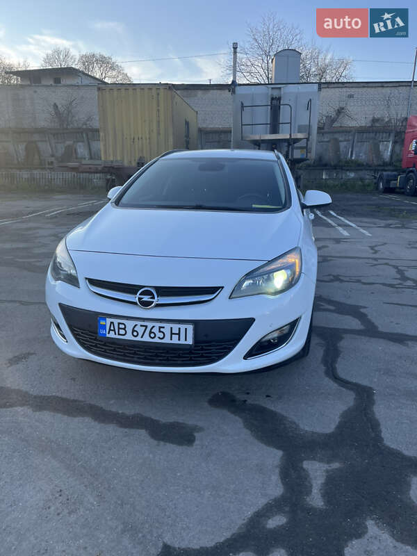 Opel Astra 2013