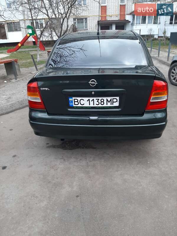 Opel Astra 2002