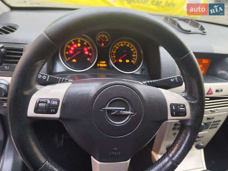 Універсал Opel Astra 2007 в Львові