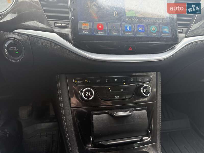 Універсал Opel Astra 2016 в Львові