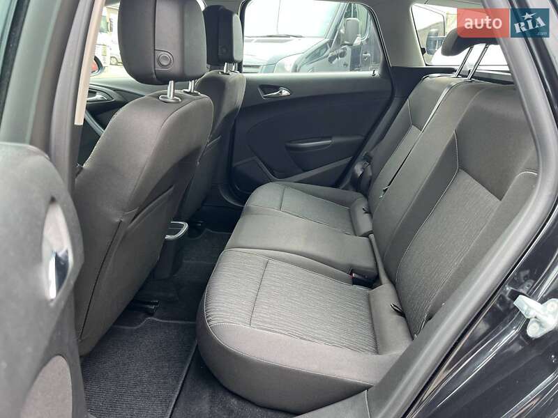 Универсал Opel Astra 2016 в Ковеле