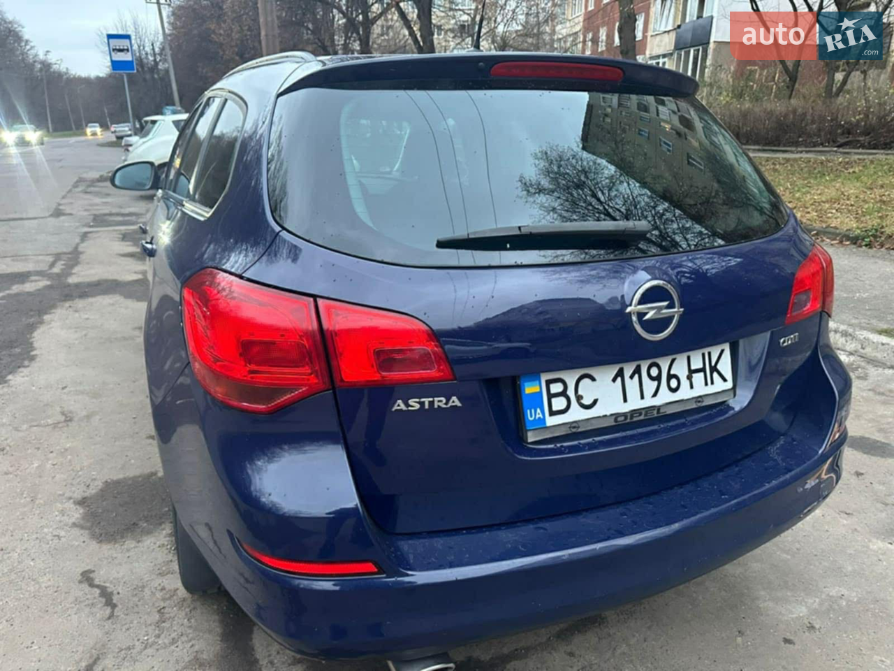 2011 Opel Astra - мініатюра 32