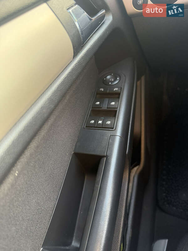 Хэтчбек Opel Astra 2008 в Надворной