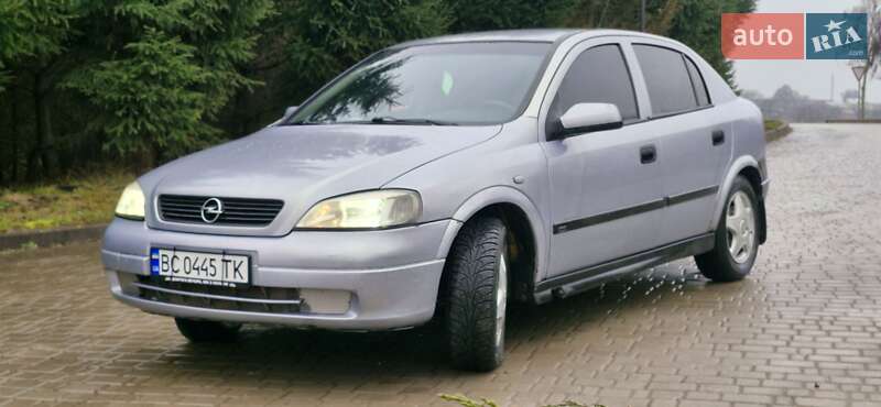 Хэтчбек Opel Astra 2000 в Львове