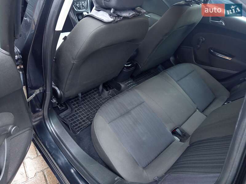 Седан Opel Astra 2015 в Житомире