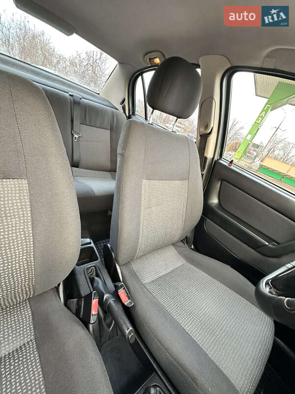 Седан Opel Astra 2003 в Кривом Роге