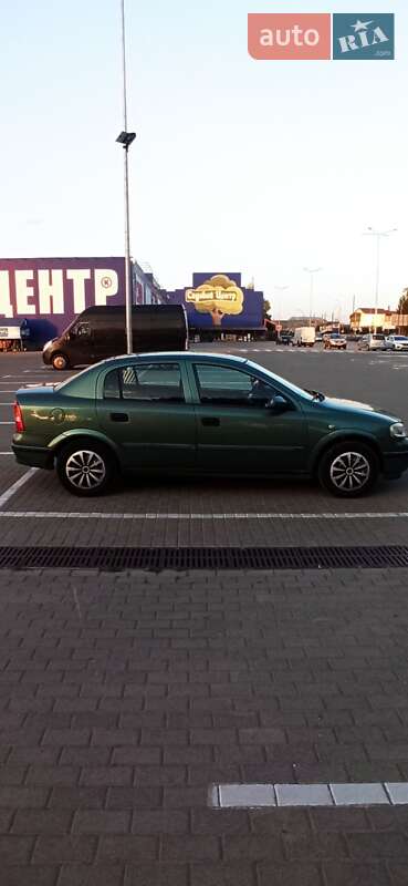 Седан Opel Astra 1999 в Тернополе