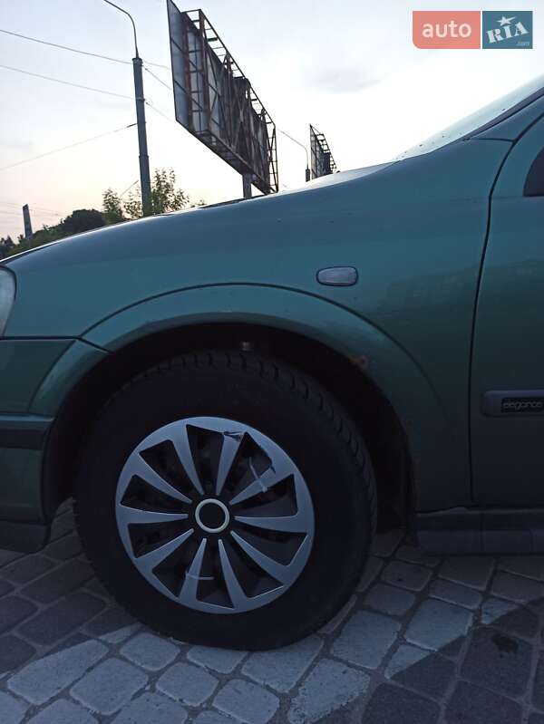 Седан Opel Astra 1999 в Тернополе