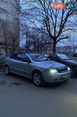 Кабріолет Opel Astra 2002 в Чернівцях