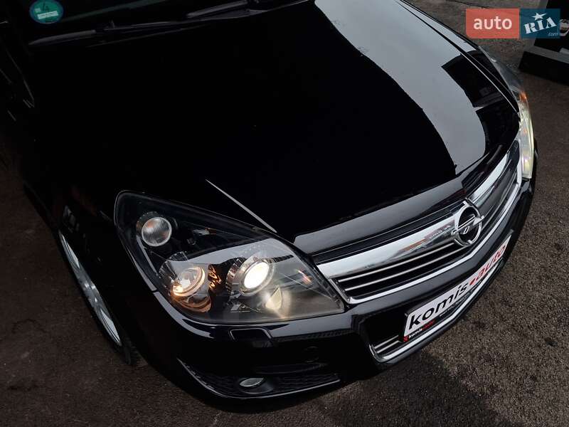 Універсал Opel Astra 2009 в Вінниці