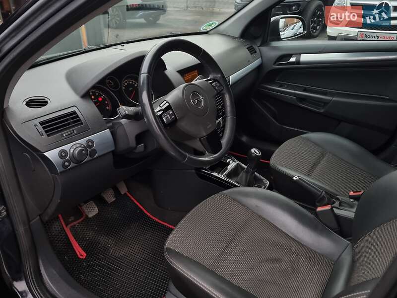 Універсал Opel Astra 2009 в Вінниці