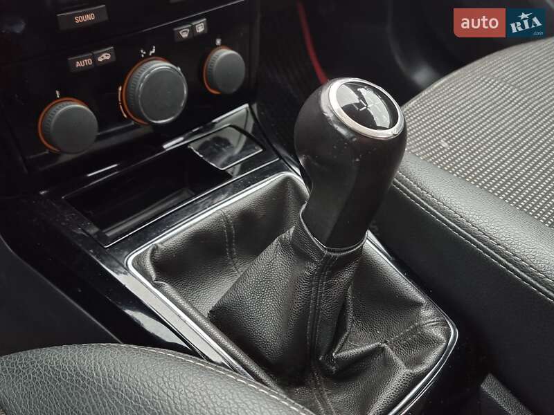 Універсал Opel Astra 2009 в Вінниці