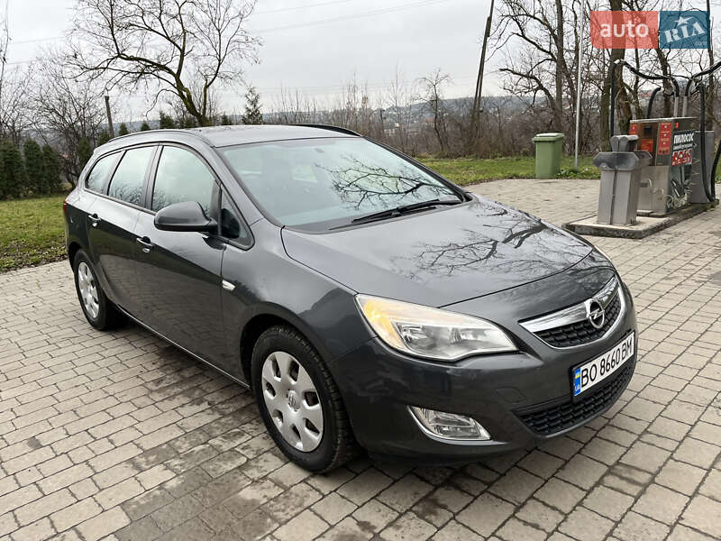 Opel Astra 2012 Opel Astra 2012
