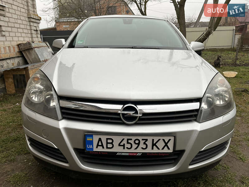 Хэтчбек Opel Astra 2005 в Бердичеве фото 3 Хэтчбек Opel Astra 2005 в Бердичеве