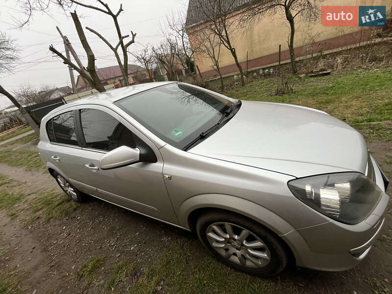 Хэтчбек Opel Astra 2005 в Бердичеве фото 7 Хэтчбек Opel Astra 2005 в Бердичеве