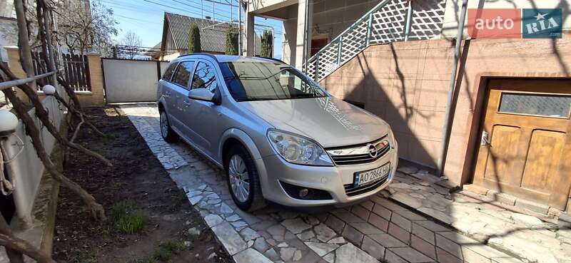 Opel Astra 2007