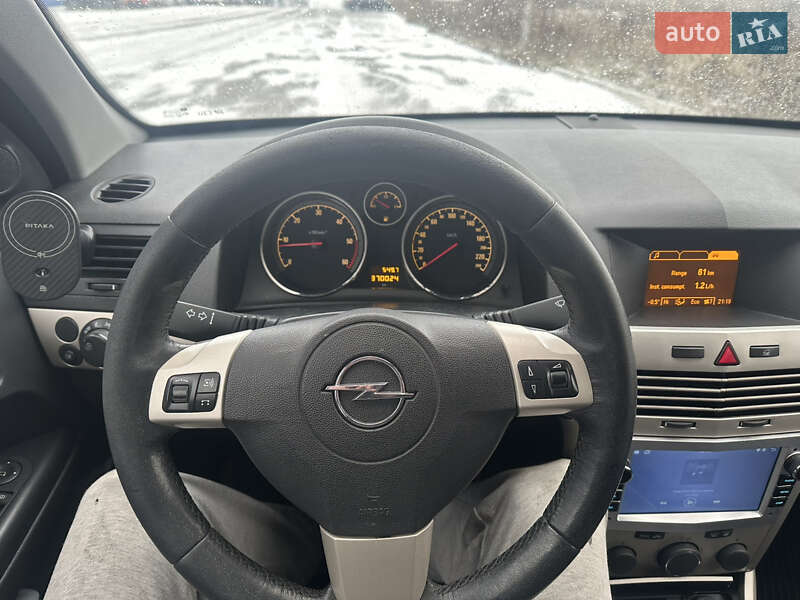 Універсал Opel Astra 2007 в Рівному