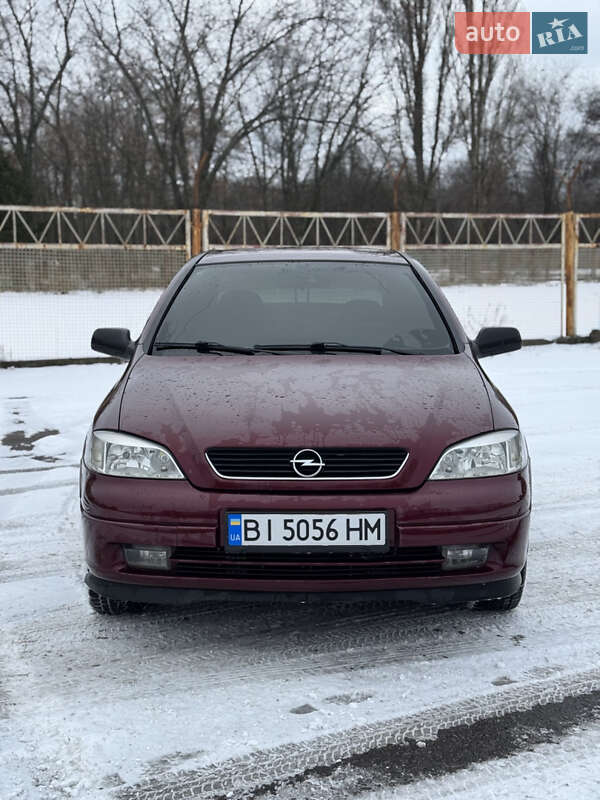 Седан Opel Astra 2008 в Кременчуге