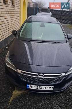 Універсал Opel Astra 2017 в Луцьку
