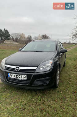 Хэтчбек Opel Astra 2005 в Рожище