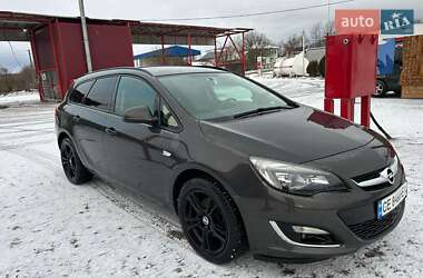 Универсал Opel Astra 2013 в Глыбокой