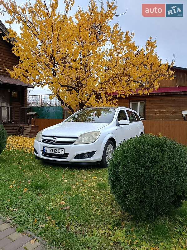 Универсал Opel Astra 2008 в Борисполе