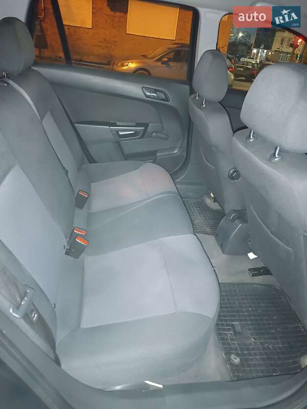 Універсал Opel Astra 2013 в Вінниці фото 6 Універсал Opel Astra 2013 в Вінниці