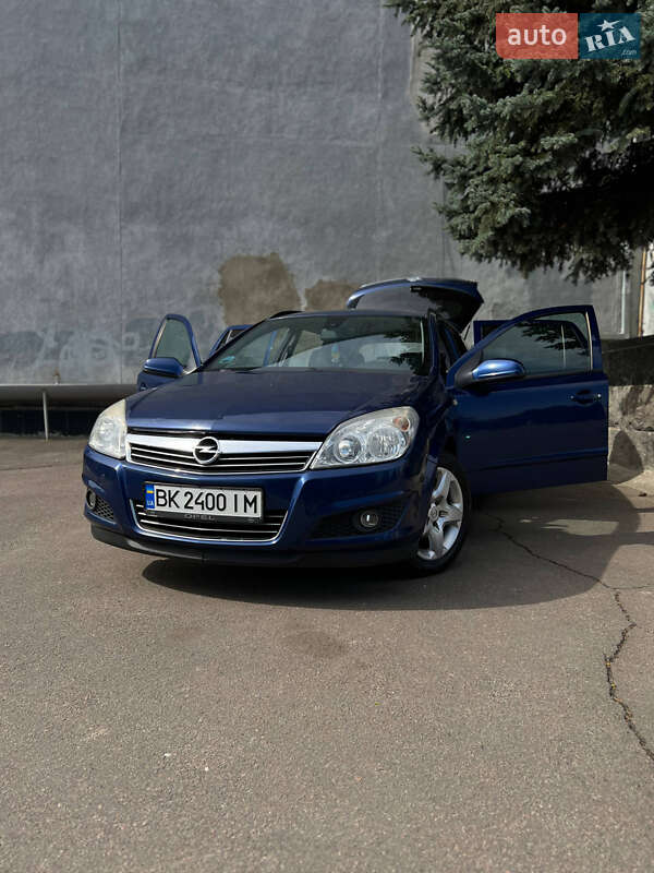 Opel Astra 2007