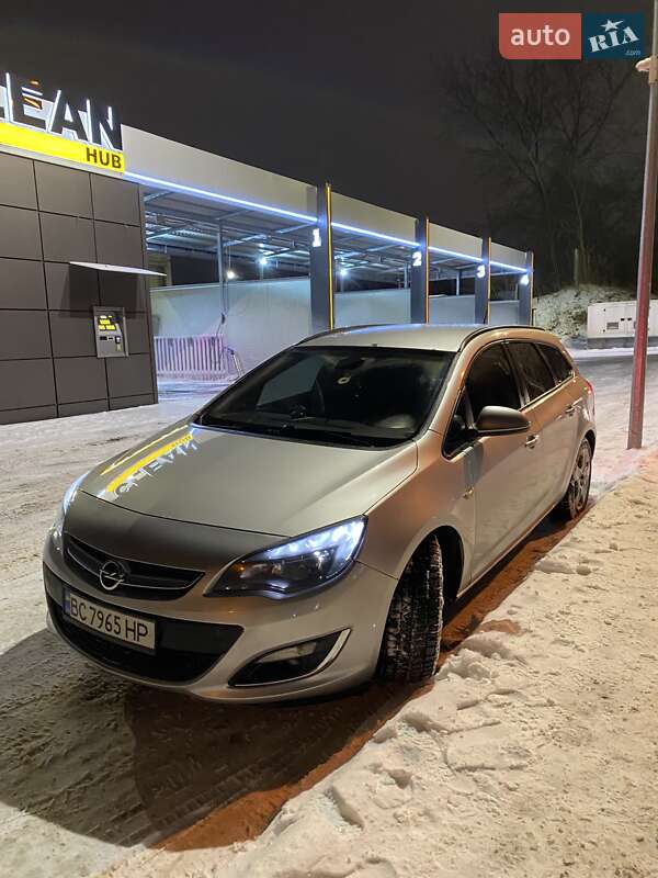 Opel Astra 2013