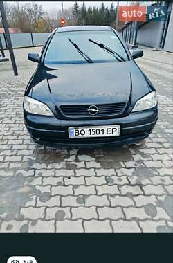 Седан Opel Astra 2007 в Хоросткове