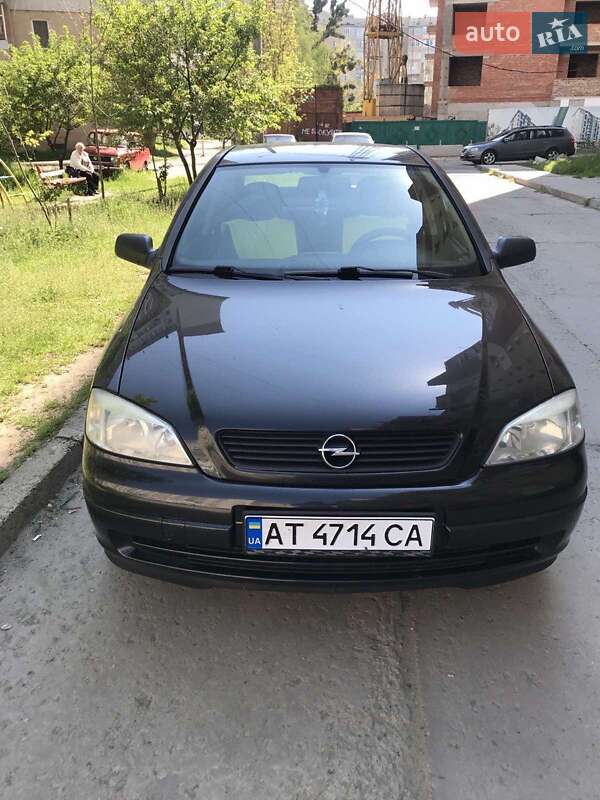 Opel Astra 2006
