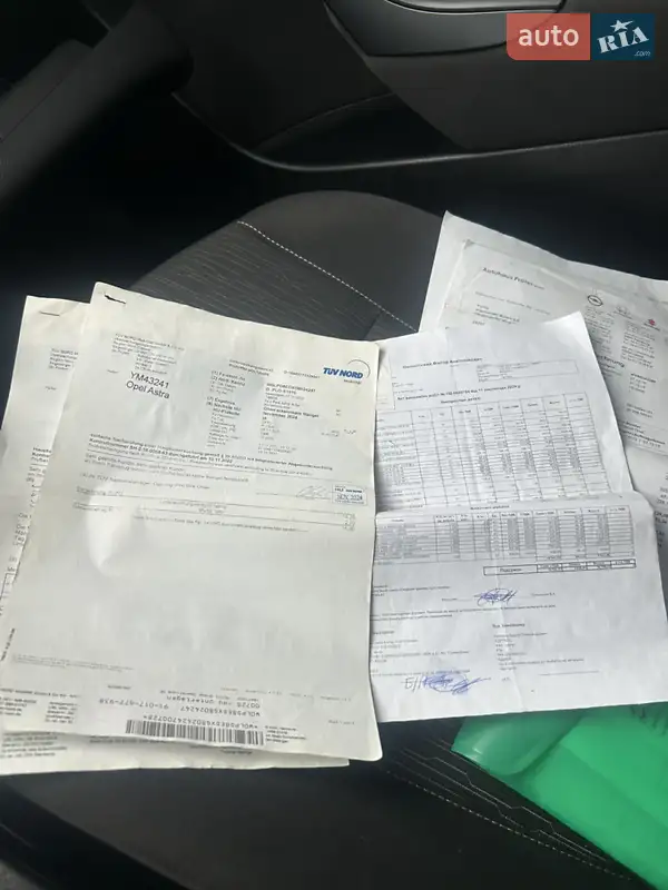 Универсал Opel Astra 2015 в Хмельницком документ