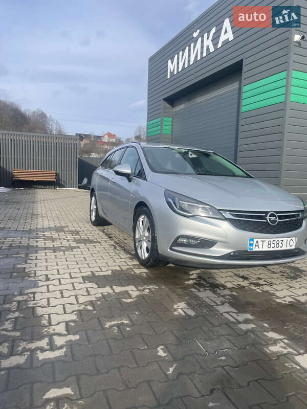 Универсал Opel Astra 2016 в Коломые