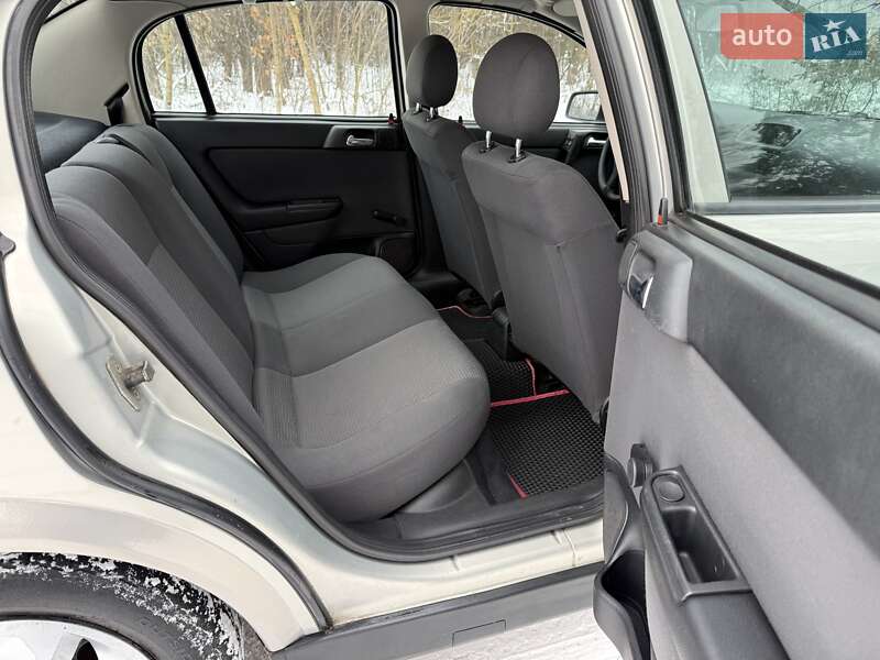 Седан Opel Astra 2007 в Ахтырке