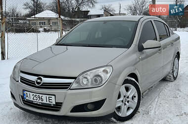 Седан Opel Astra 2008 в Прилуках