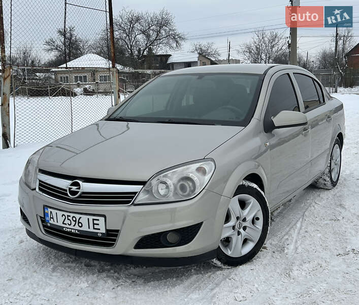 Opel Astra 2008